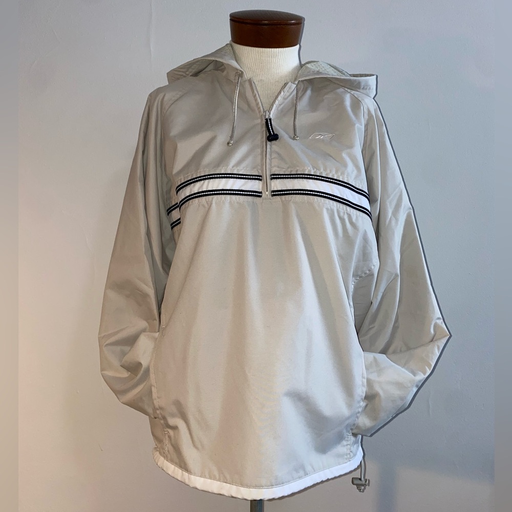Women’s Windbreaker Size Large Reebok Pullover Quarter Zip Grey